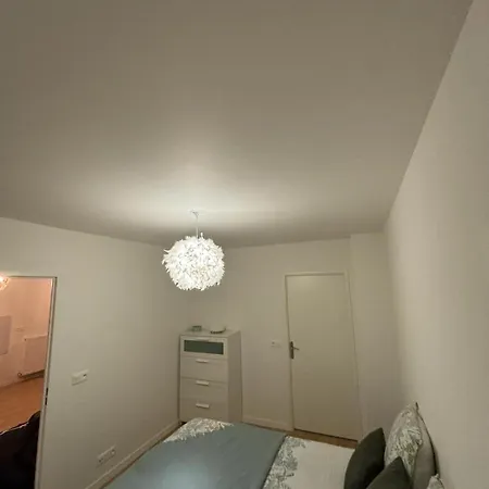 Appartement 2 Pieces Standing Entre Disneyland Et Paris